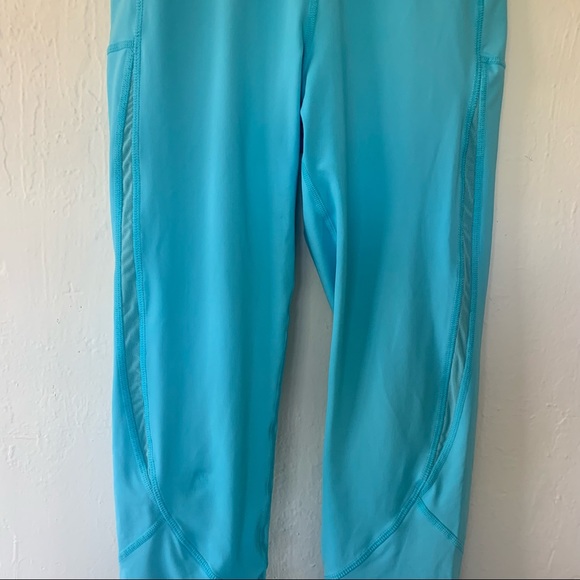 Zyia Turquoise Mesh High Rise Capri Cropped Leggings - Picture 7 of 12